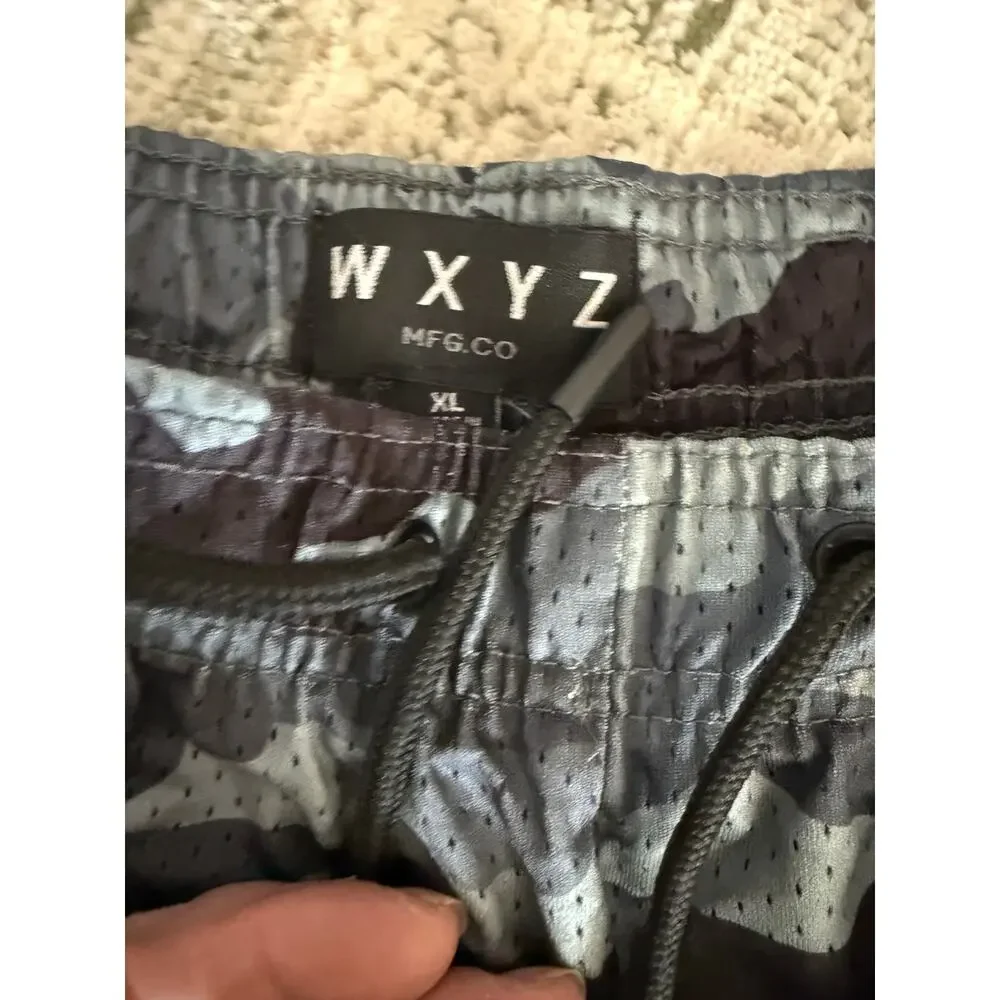 WXYZ Men’s Nylon Pull On Camo Shorts Size XL